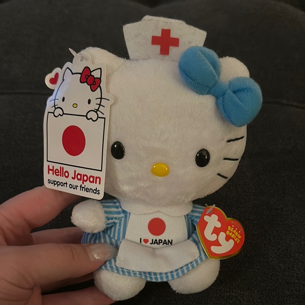 Ty Hello Kitty Nurse Plush - I ❤️ Japan